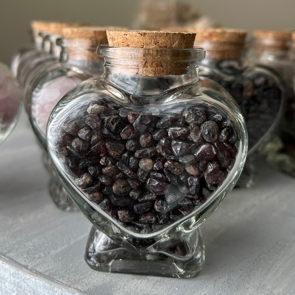 Crystal chips in Heart - Picture 6 of 7